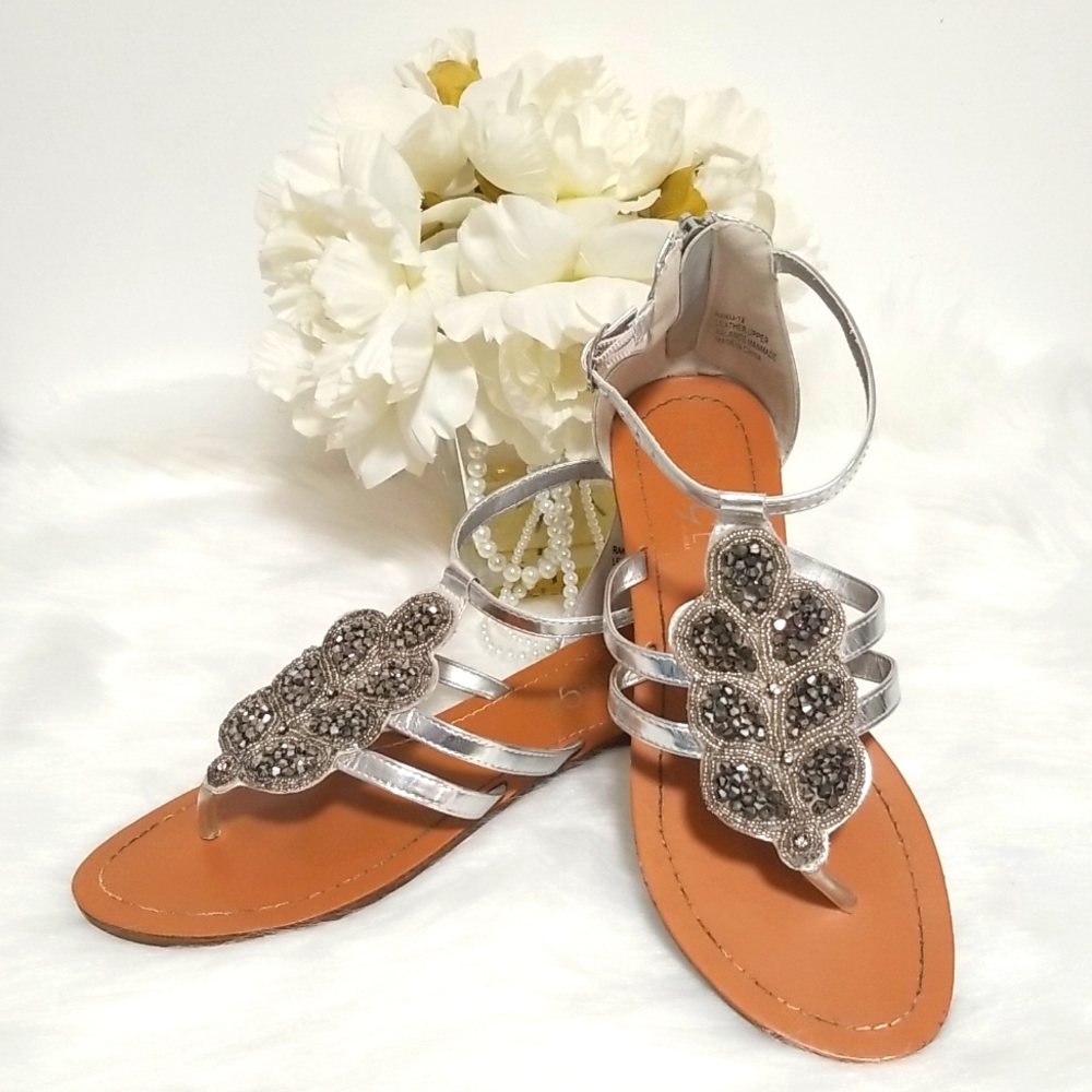 Rouge Helium Sandal Silver Tan Beaded Jeweled Rhinestone Strappy Leather Size 8